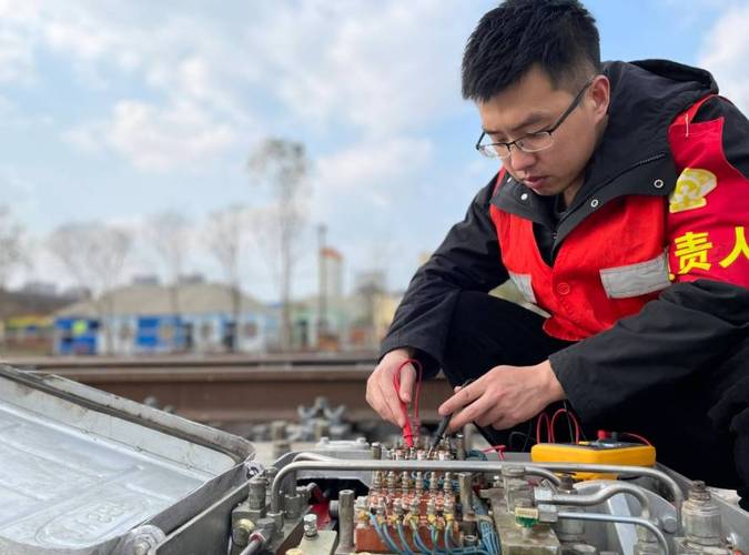 大型设备上岗证多久过期_大型设备上岗证期限_2025年大型设备上岗证